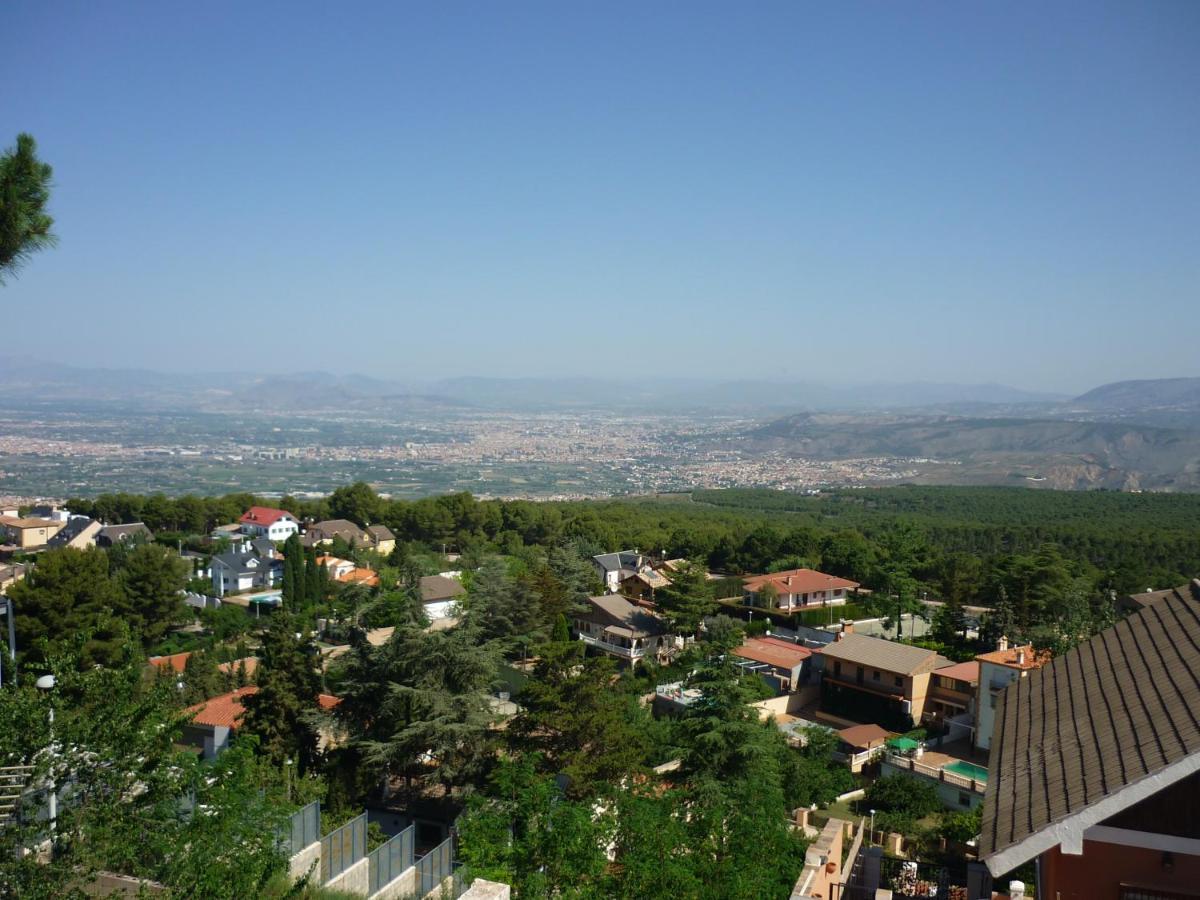 Acogedor apartamento con fantásticas vistas. La Zubia  Exterior foto