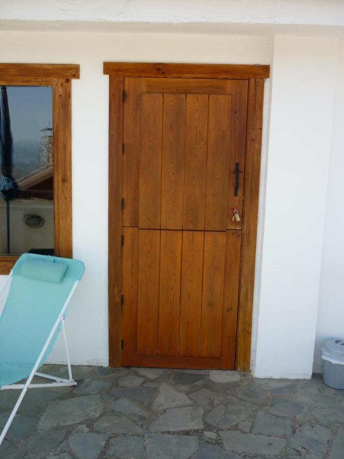 Acogedor apartamento con fantásticas vistas. La Zubia  Exterior foto