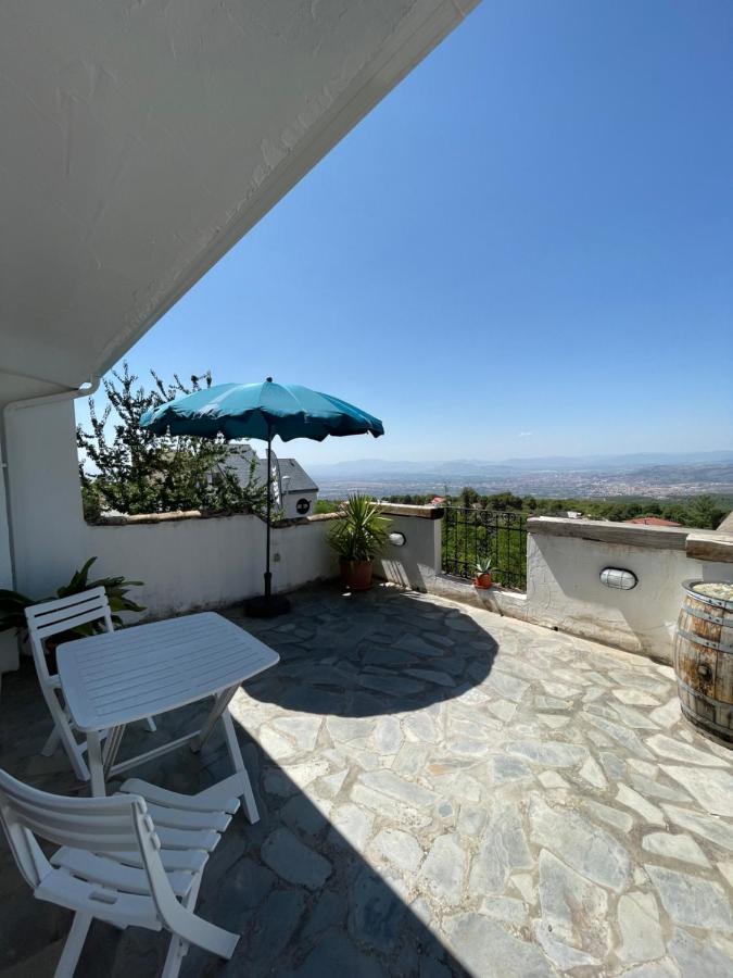 Acogedor apartamento con fantásticas vistas. La Zubia  Exterior foto